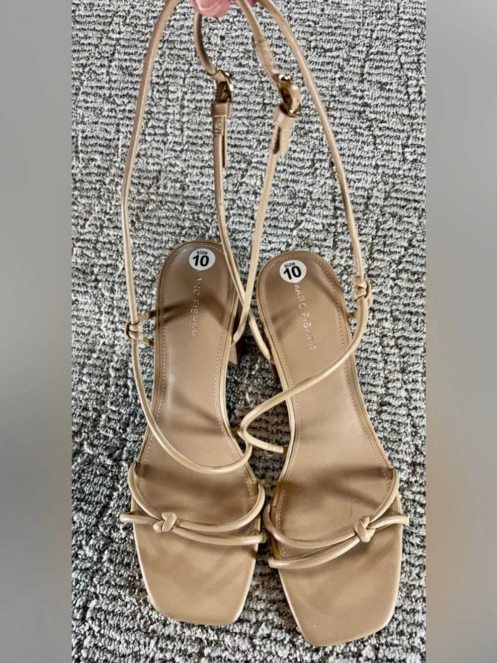 NEW Marc Fisher Women’s Size 10M Light Natural Tone Gurion Block Heel Sandal